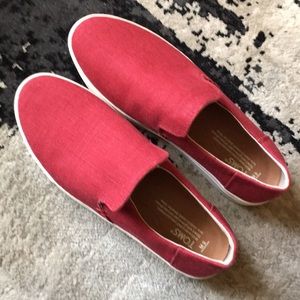 TOMS® Lomas Slip-on shoe